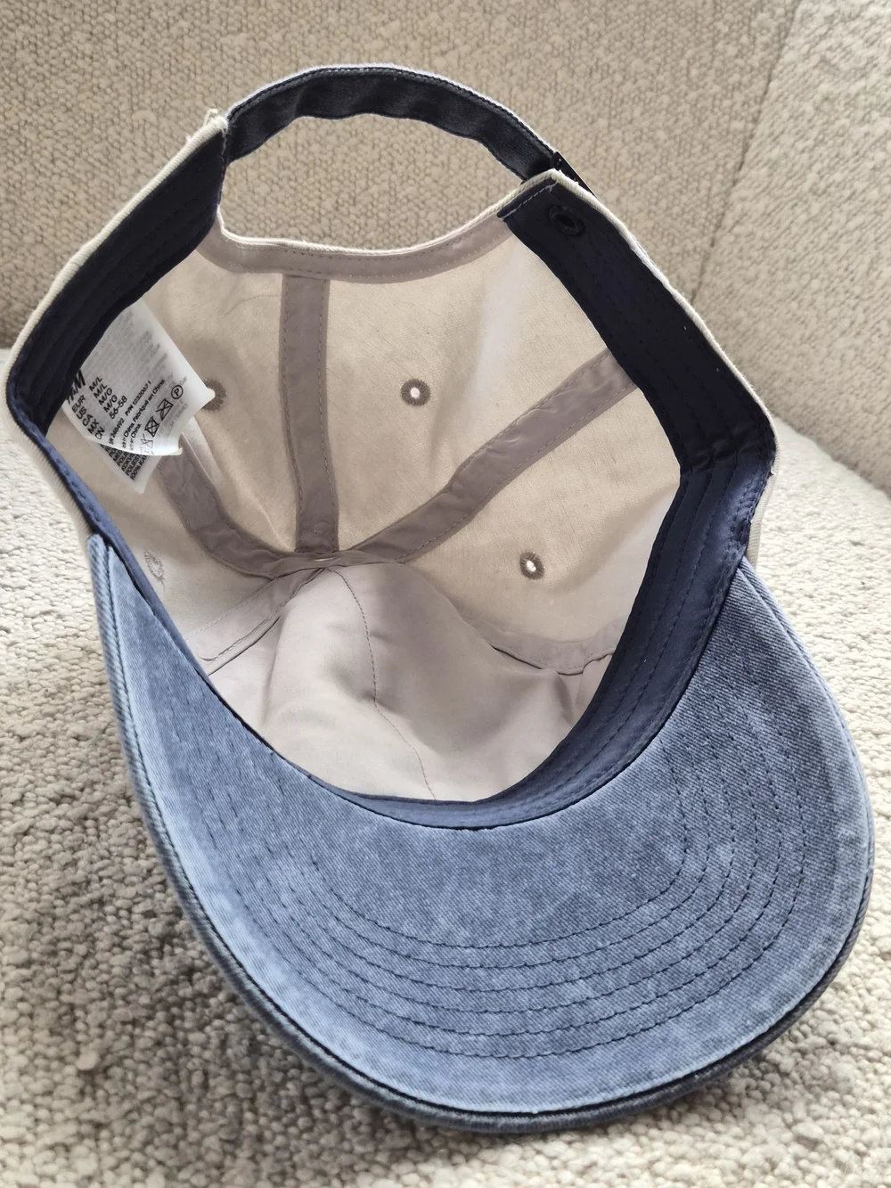 H&M The Hamptons Country Club Embroidered Baseball Cap | Cream & Blue M/L